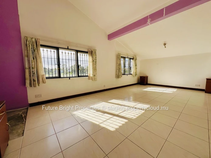 Prime Roadside Property in Moka – Ideal for Residential Living & Commercial Investment