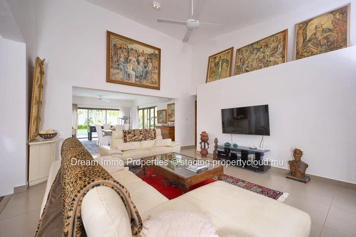Luxurious 4-Bedroom Villa Near The Sea & Amenities In Grand Baie – Mauritius