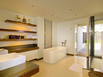 4 Bedroom Villa