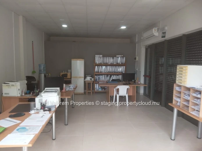 Commercial Space for Rent – Rivière Noire
