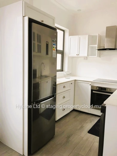  Appartement(R+3) À Vendre À Flic En Flac