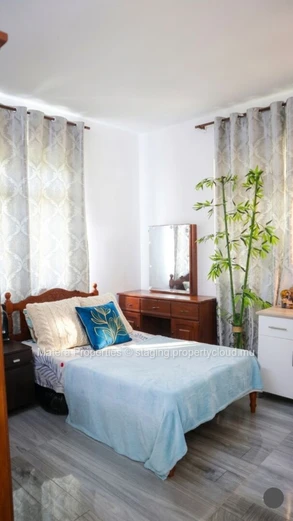 Spacious 4-bedroom house in L'Avenir on a 337 m² lot