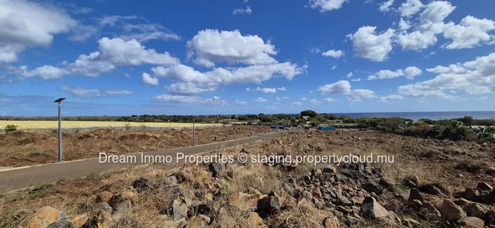 Walking Distance To The Beach! Residential Lands Very Close To The Sea In Albion – Mauritius