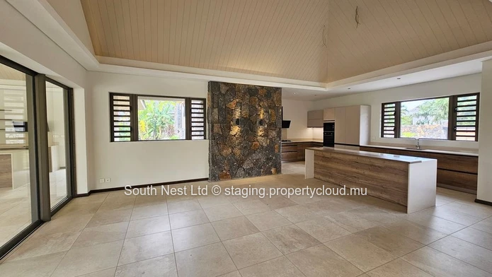 Villa neuve de 4 chambres 