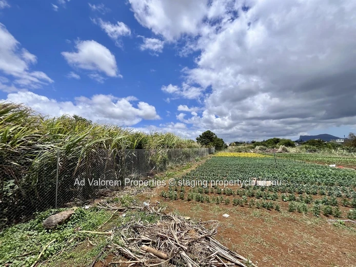 Terrain résidentiel à vendre à Moka -  780m² (18 perches)