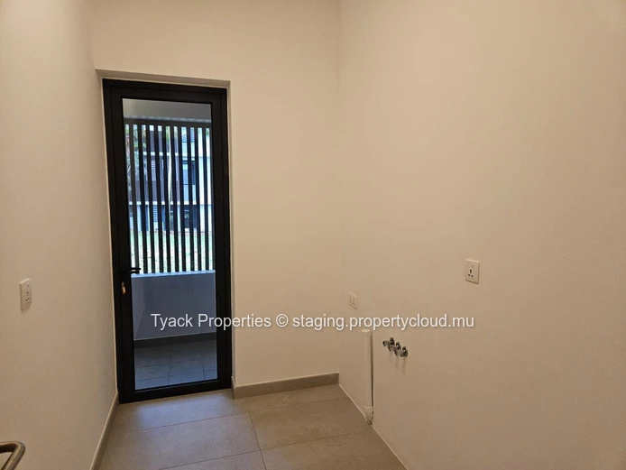 Elegant 3-Bedroom Apartment for Sale in Belle Vue Harel