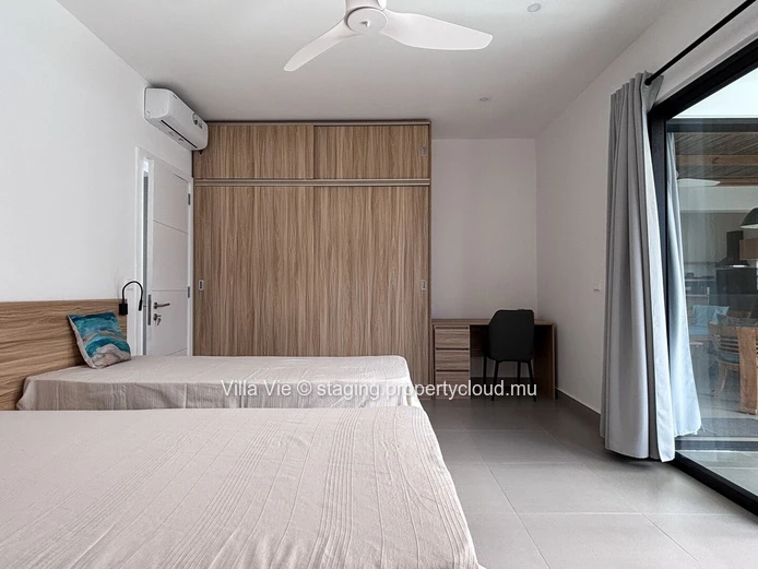 Petit Raffray - New 3 en-suite bedroom villa with swimming pool (Sole Mandate)