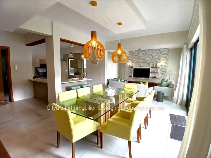 Welcome to your dream home in paradise! 