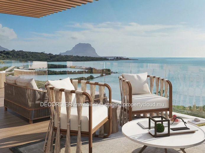 Vue mer, Penthouse de prestige, pieds dans l'eau, accessibles aux acheteurs étrangers.