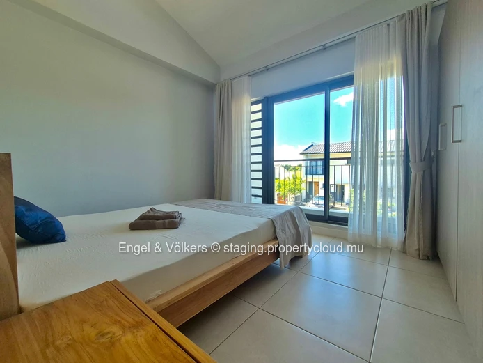 Modern 4-Bedroom Duplex with Private Pool & Gold Membership Benefits