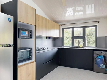 7 Bedroom Apartment
