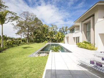 4 Bedroom Villa