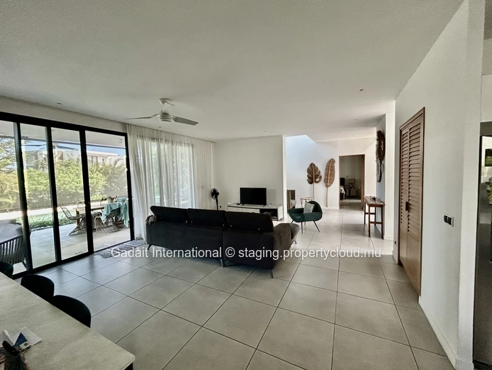 Contemporary 4-Bedroom Villa with Private Pool and Sea View – Akasha Estate, Tamarin
