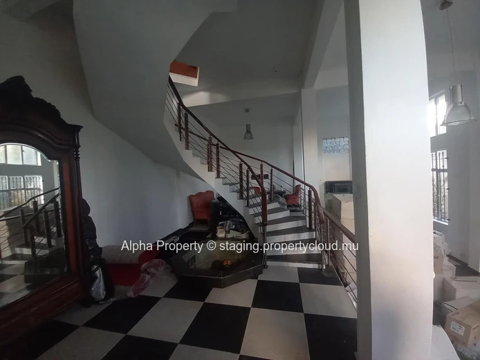 House of 350 m2 with River & Mountain Views for sale at Rs 30M