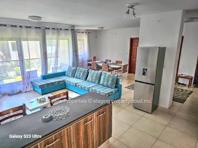 Stunning 110m² Apartment in Flic en Flac with Common Pool & Secure Parking - Fully Furnished & Close to the beach.