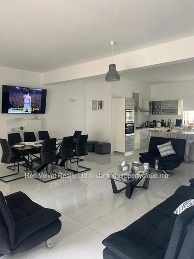 Luxurious Beachfront 3-Bedroom Apartment for Rent in Flic en Flac  