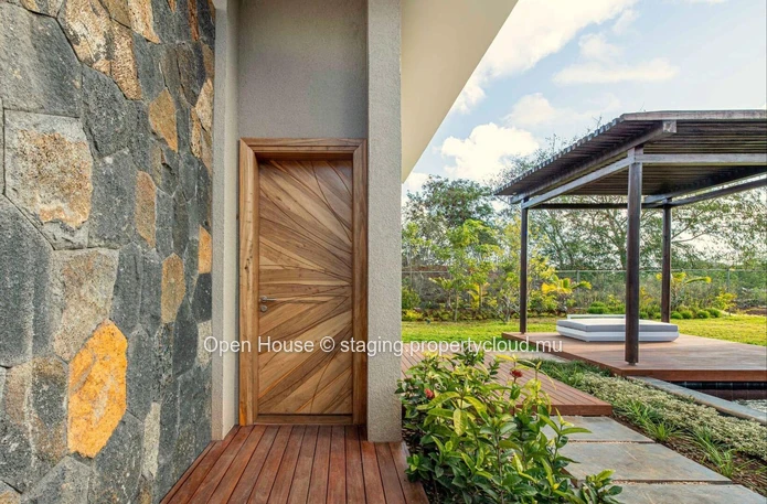 JACARANDA Phase 3 - BALACLAVA - 3 chambres en suite -  magnifiques piscine Pool House et grand jardin.