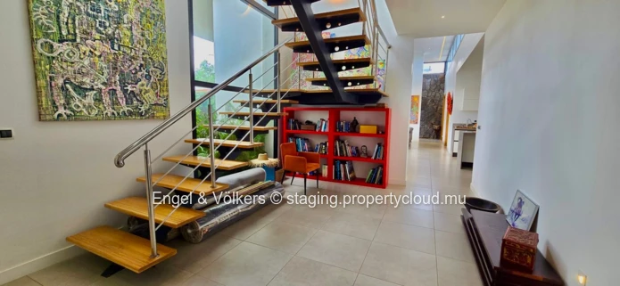 Secluded Island Lifestyle: Spacious Villa with Scenic Mountain Views