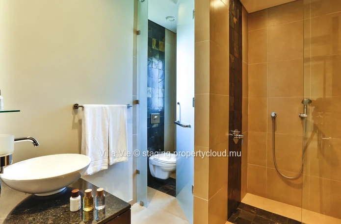 Beau Champ - Spacieux appartement 2 chambres avec piscine privée
