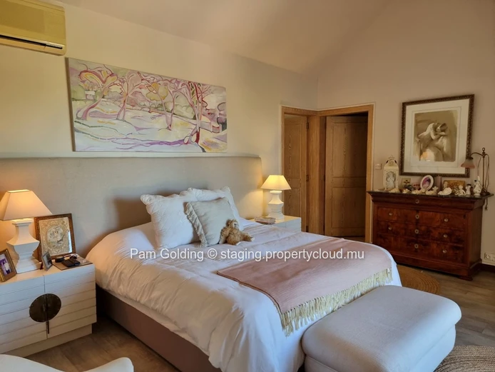 Charming 4-bedroom house nestled in the picturesque village of Tamarin