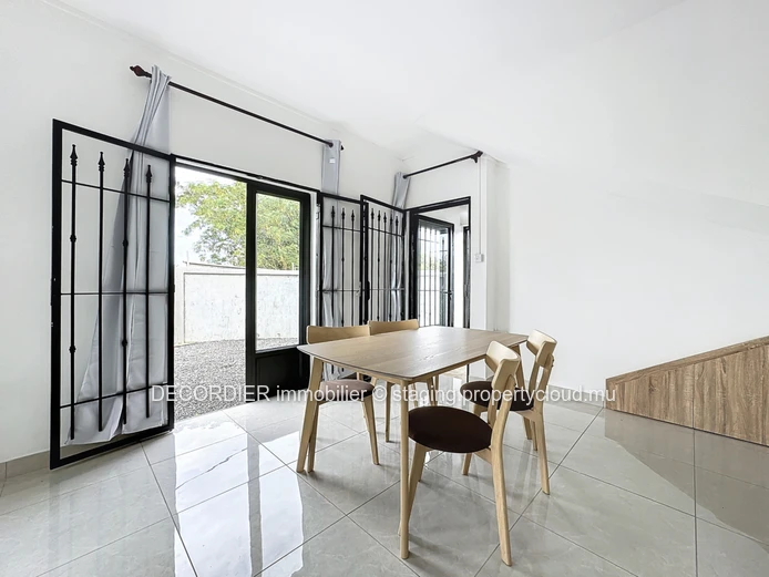 New apartment located on the ground floor 6 minutes' walk from Grand Baie La Croisette (Sole Mandate)