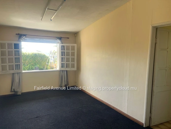Maison meublée 4 chambres à louer au coeur de Floreal avec jardin privé