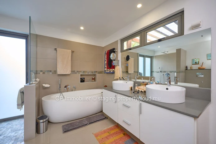 Luxurious Villas in Grand Baie with Private Pool and Office - $1.3M - Must See!