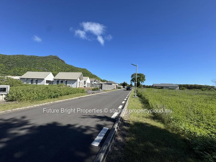 Property Listing: Prime Plot in Morc Belouguet, Tamarin