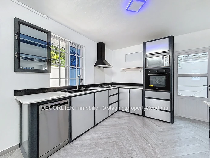 For Rent – Grand Baie