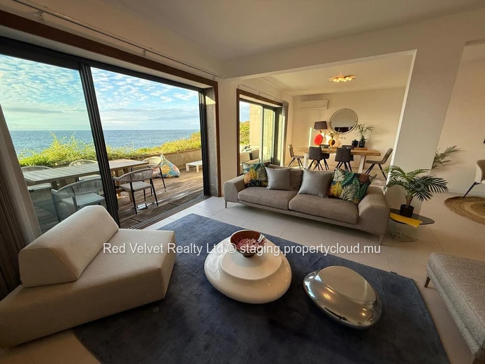 Beachfront Furnished Penthouse with Ocean Views for Sale — Flic en Flac