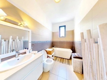 3 Bedroom Villa