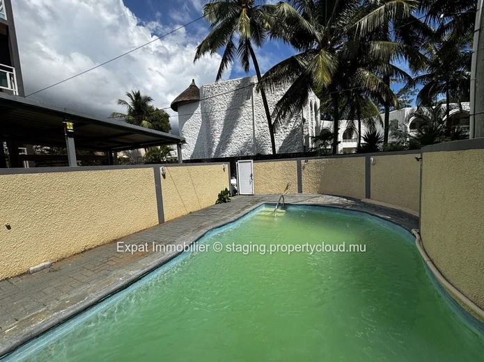 Trou Aux Biches – Apartment With Veranda & Collective Swimming Pool, 5 Minutes' Walk To The Beach