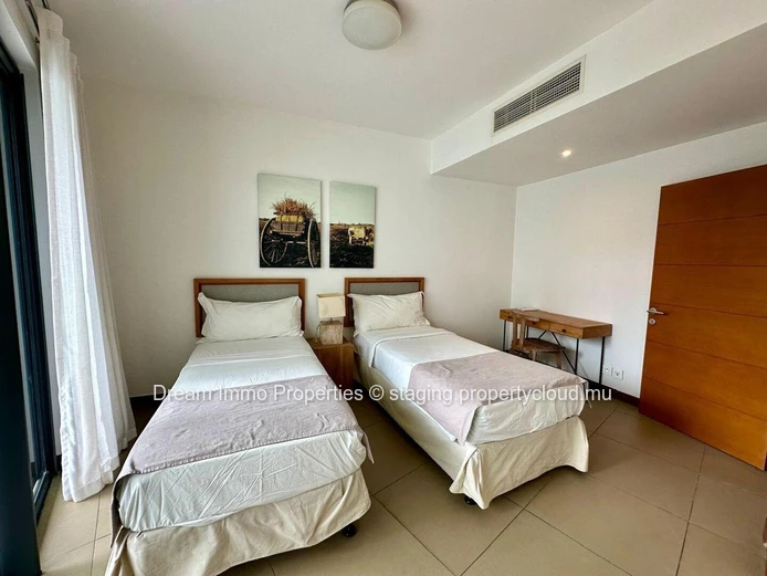 Bel Appartement De 3 Chambres Dans Une Residence Avec Hotel & Golf A Azuri - Ile Maurice