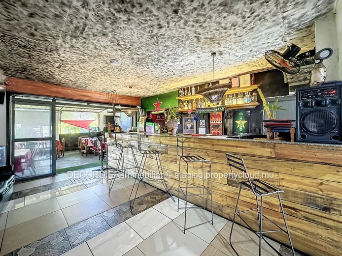 Business premises for sale (Sole Mandate)