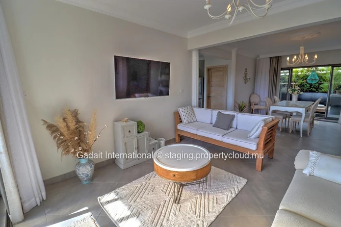 Contemporary Penthouse in Trou aux Biches – Open View and Beach Access 200 Meters Away