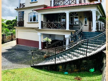 4 Bedroom Villa