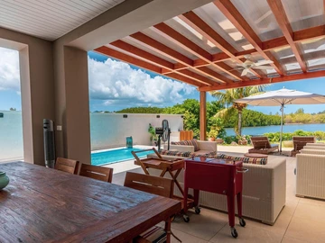 4 Bedroom Villa