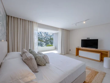 3 Bedroom Townhouse, Duplex