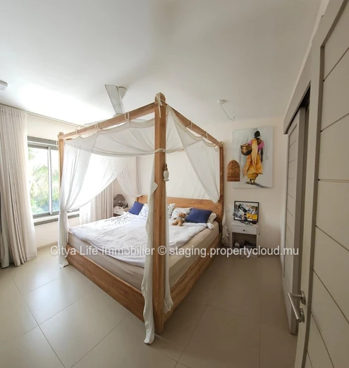 Duplex à vendre à Mon Choisy, 167m² habitables sur 460m² de terrain, 3 chambres, piscine privée, Rs.