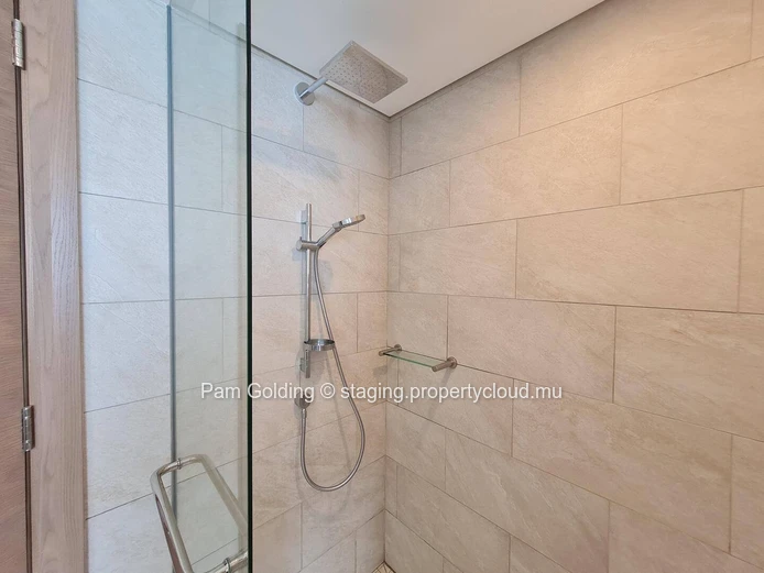 Luxurious 3-Bedroom Ground Floor Apartment in Mont Choisy Golf and Beach Estate - Your Dream Home Awaits! (Sole Mandate)