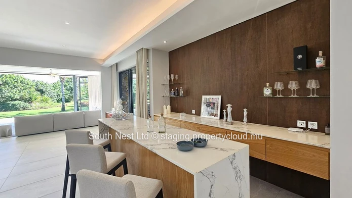 Exclusive designer villa with 5 bedrooms and breathtaking mountain views 