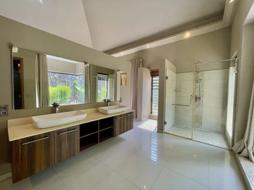 Villa de 5 Chambres