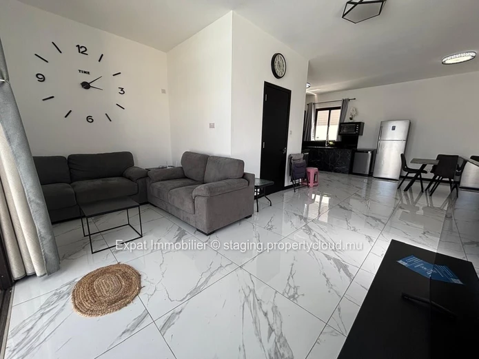 2-Bedroom Detached Villa for Rent – Pereybere, Peaceful Residential Setting