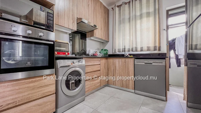 Beautiful apartment facing Sodnac Wellness Park
