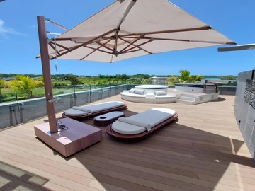 5 Bedroom Villa
