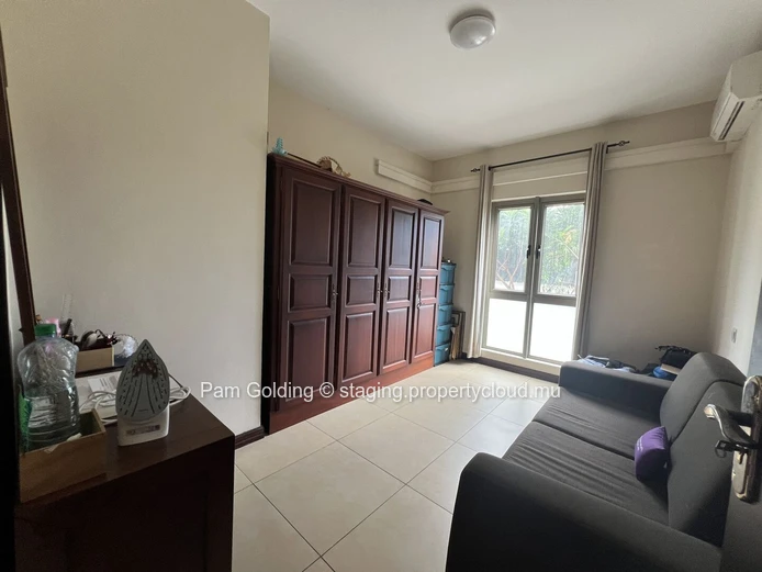 3 Bedroom Apartment minutes from the beach in Tamarin