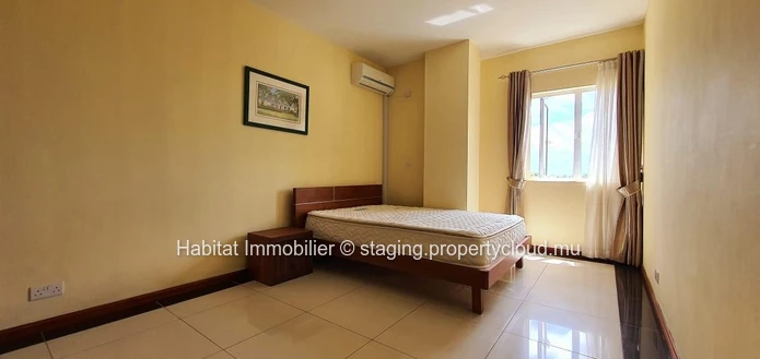 A VENDRE - Magnifique appartement (avec ascenseur) meublé et équipé de 151 m2 idéalement situé dans une résidence séc...