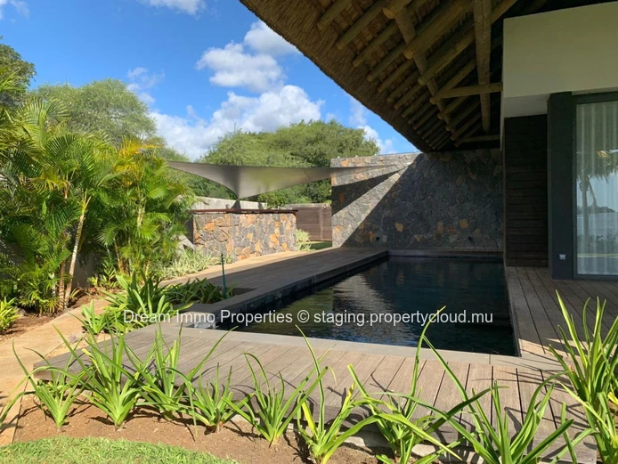 Unique Opportunity To Own A Beachfront Villa In Mauritius ! 