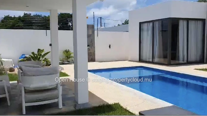 Mauritian Villa for sale, Grand Baie, 120m² living area, 380m² land, 3 bedrooms, private pool, parking, garden, Rs.