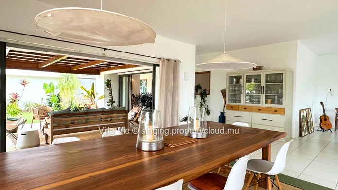 Calodyne - Belle maison familiale avec une deuxième maison et piscine (Mandat exclusif)